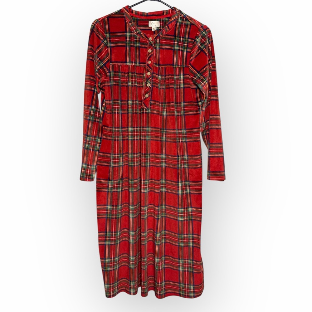 Aria‎ Red and Green Plaid Long Nightgown Velvety Soft Velour Cabincore